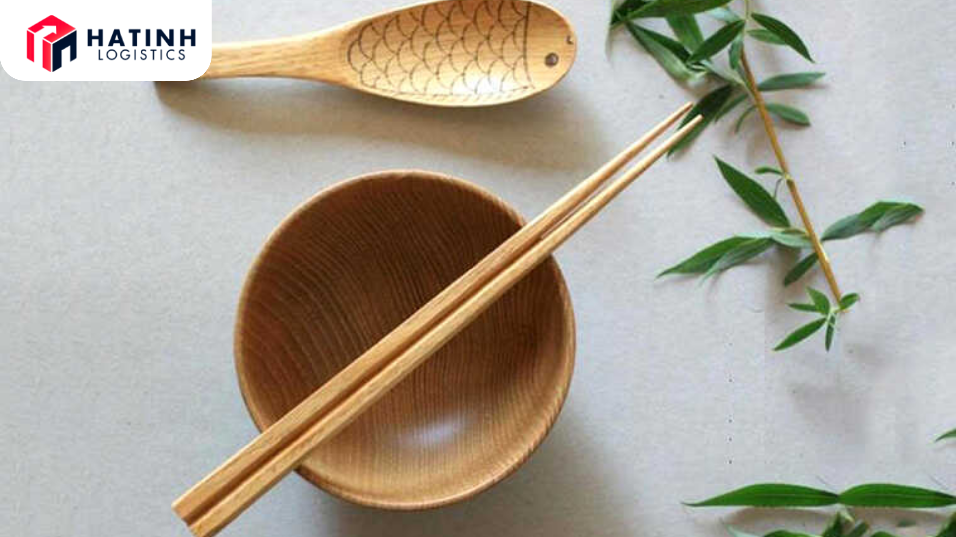 Vận Chuyển Đũa Gỗ, Muỗng Tre, Dĩa Gốm Việt Sang Anh – Bữa Cơm Quê Nhà Ở Xứ Người