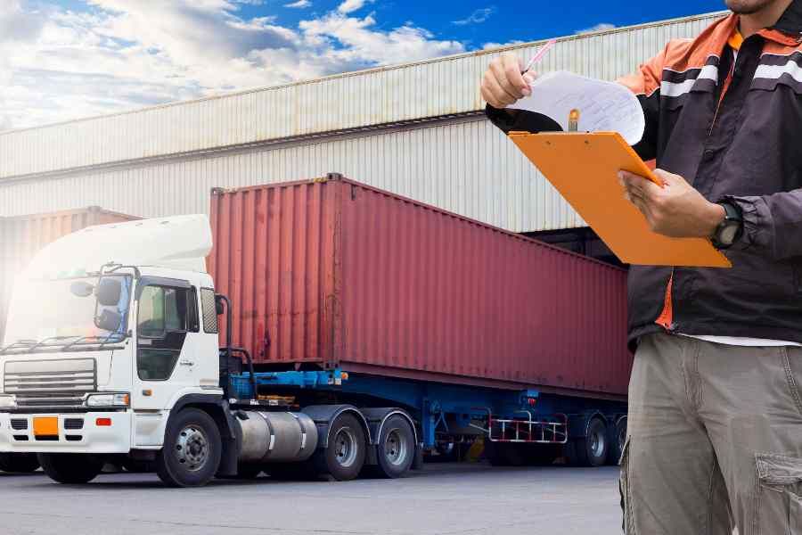 Phát triển nhân lực logistics