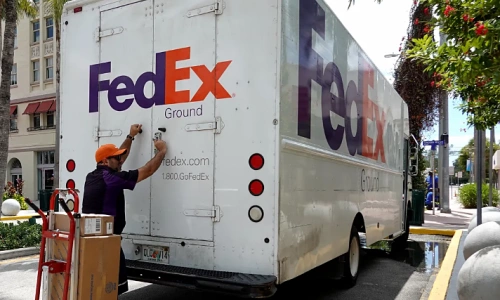FedEx Xây Hai Trung Tâm Logistics Mới Tại Anh